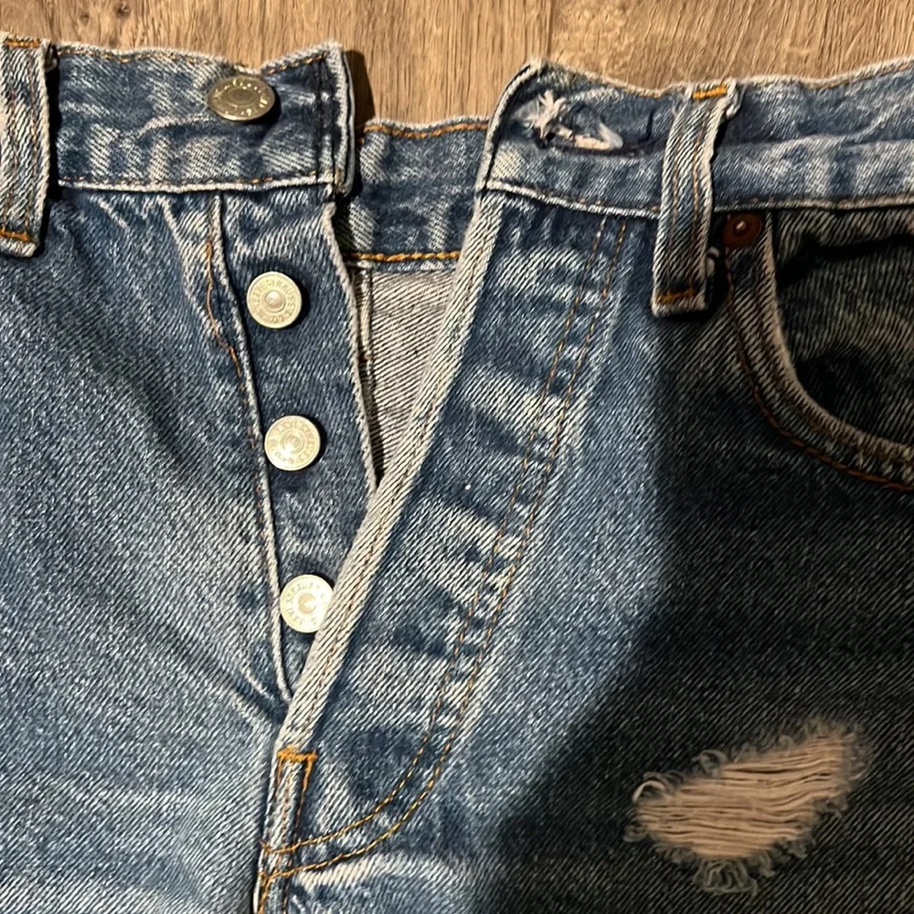 Vintage Levi’s shorts - Picture 4 of 4
